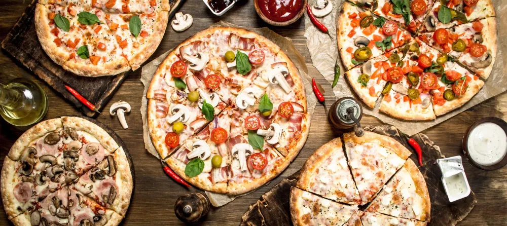 pizzas et chaussons